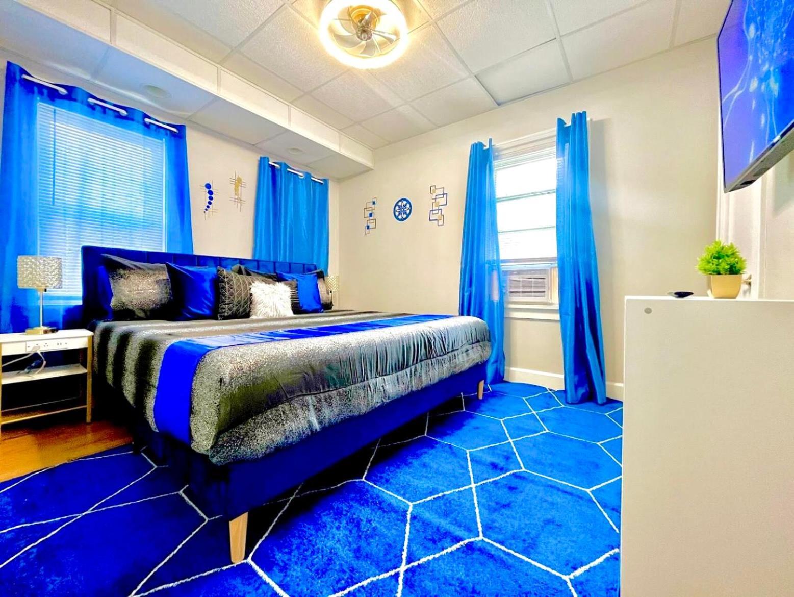 The Sapphire Haven - Your Old Brooklyn Oasis Awaits Families, Couples, Business Travelers Near Downtown With Parking, 300 Mb Wifi & Self Check-In Cleveland Extérieur photo