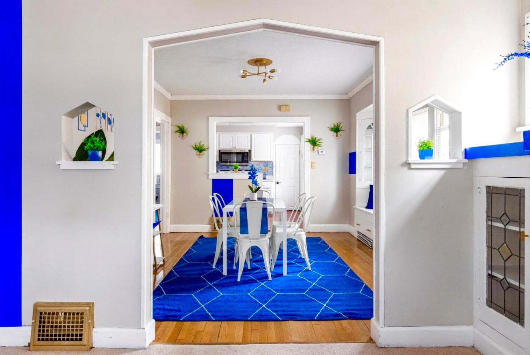 The Sapphire Haven - Your Old Brooklyn Oasis Awaits Families, Couples, Business Travelers Near Downtown With Parking, 300 Mb Wifi & Self Check-In Cleveland Extérieur photo