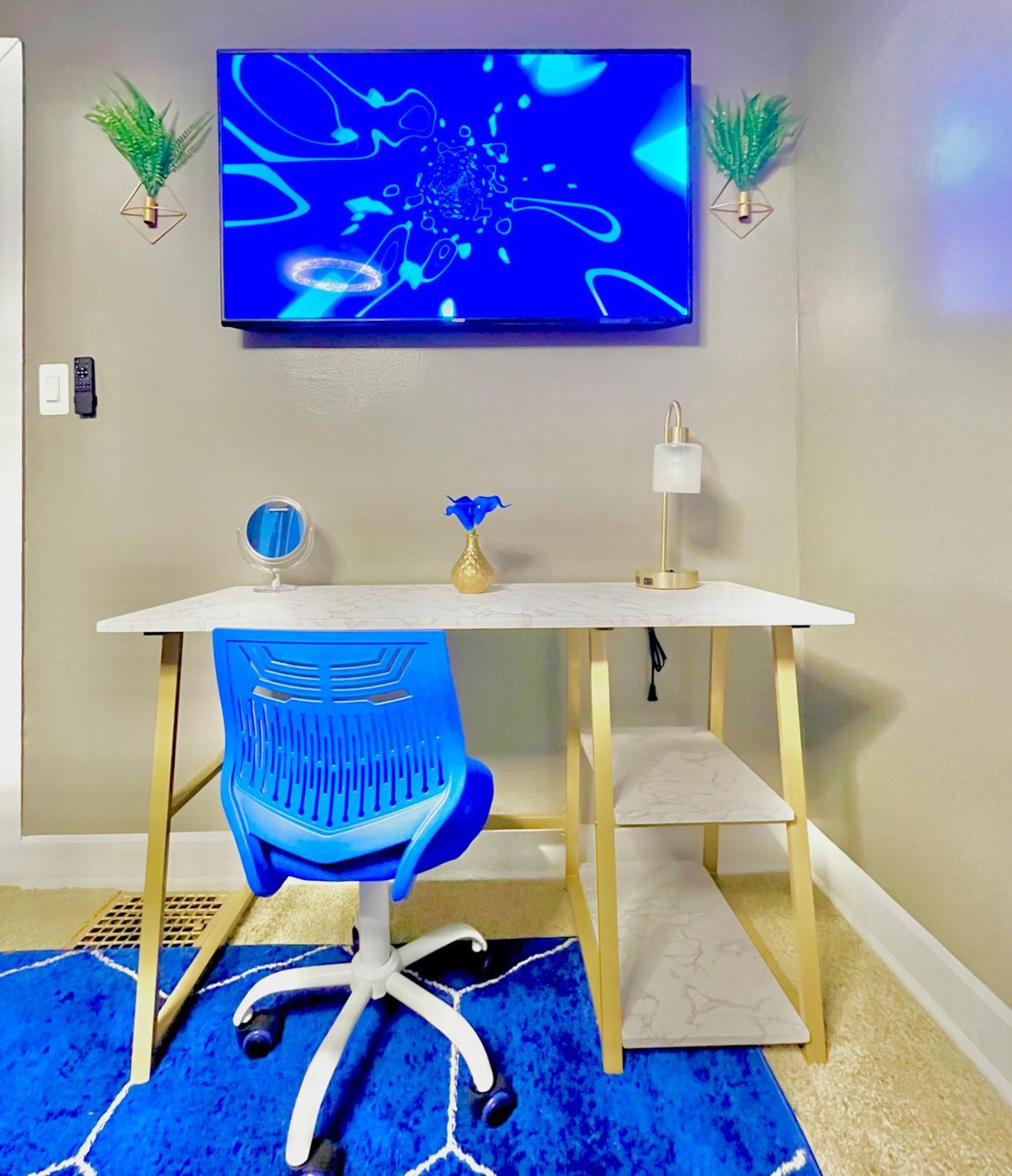 The Sapphire Haven - Your Old Brooklyn Oasis Awaits Families, Couples, Business Travelers Near Downtown With Parking, 300 Mb Wifi & Self Check-In Cleveland Extérieur photo