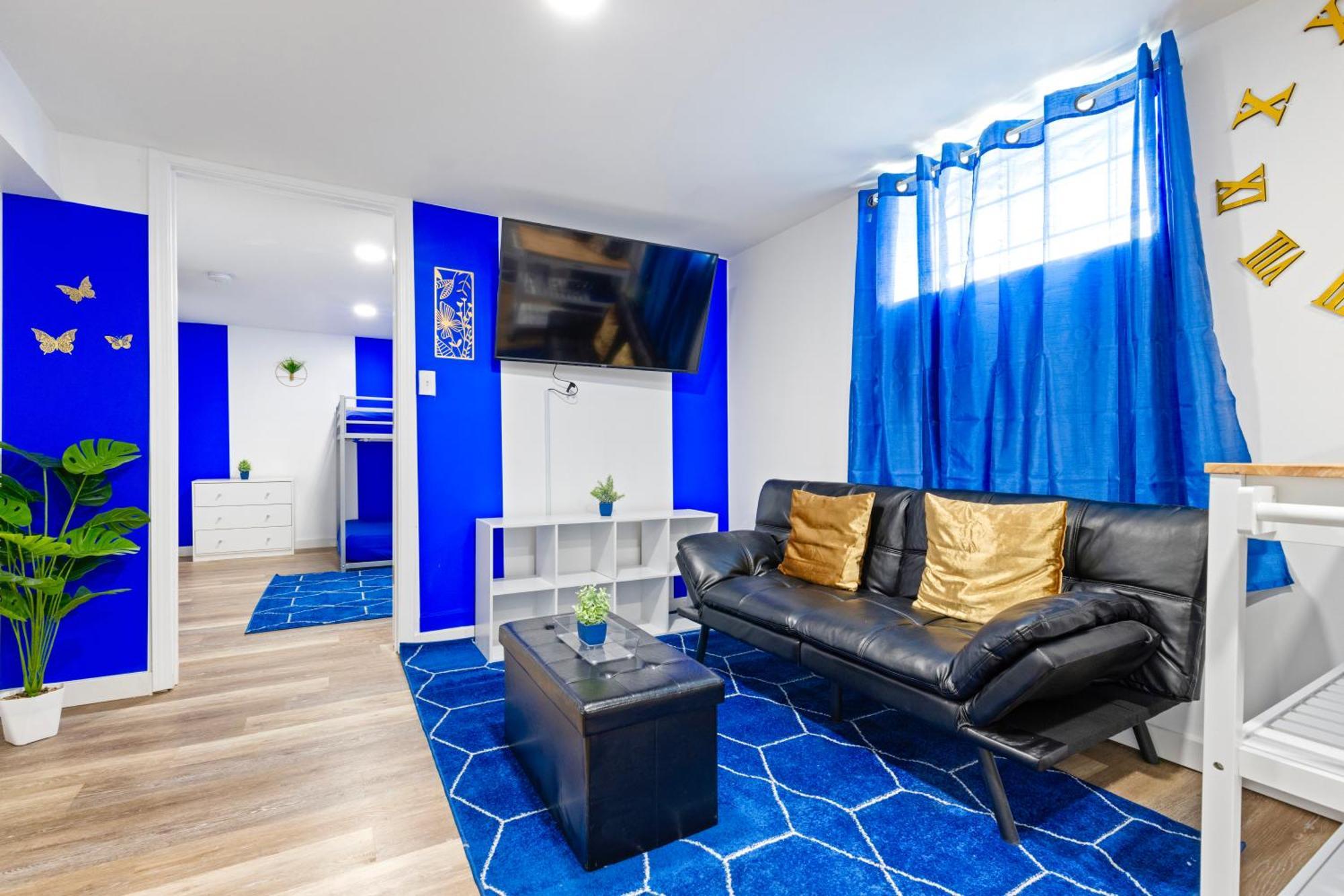 The Sapphire Haven - Your Old Brooklyn Oasis Awaits Families, Couples, Business Travelers Near Downtown With Parking, 300 Mb Wifi & Self Check-In Cleveland Extérieur photo