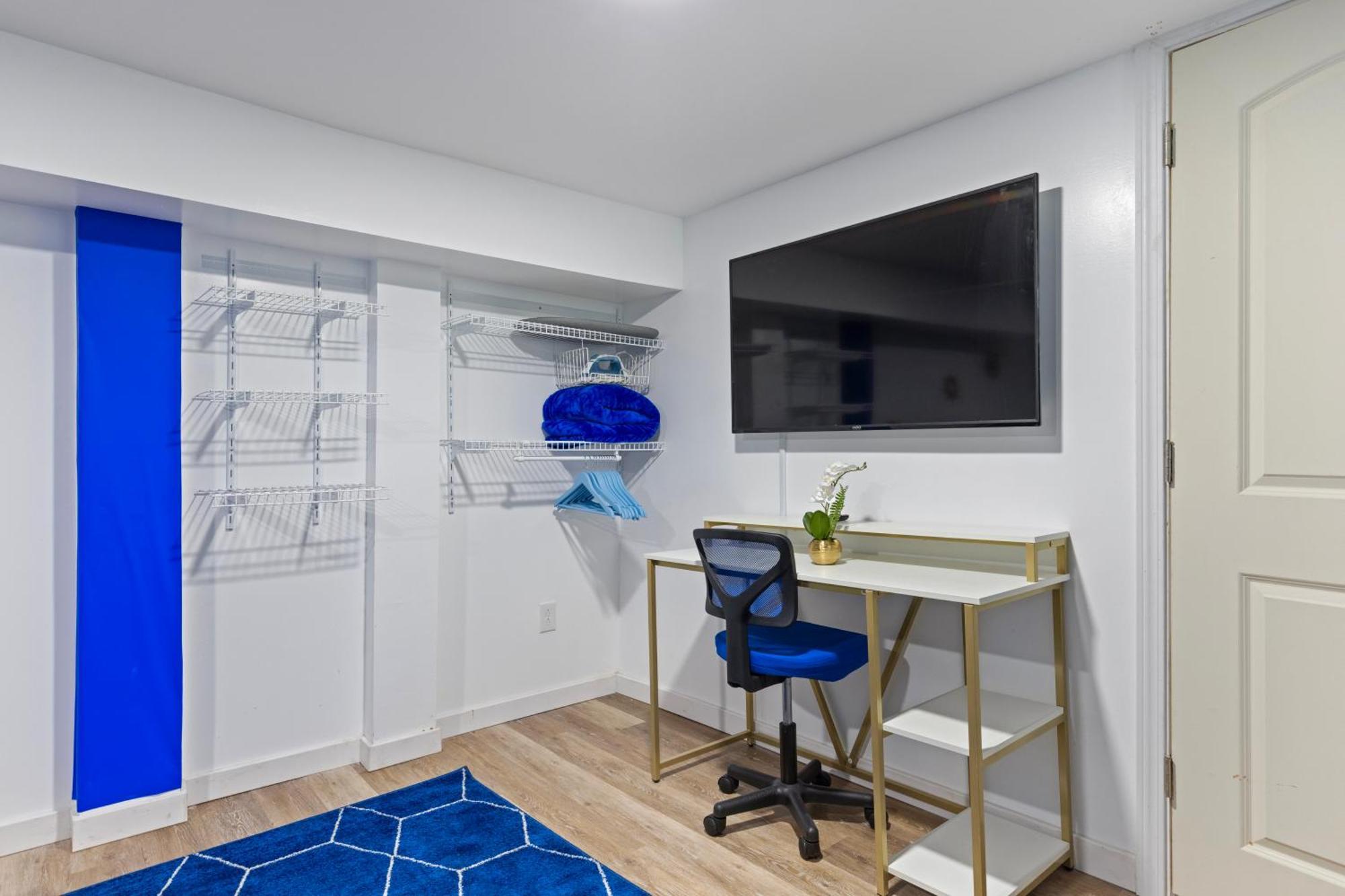 The Sapphire Haven - Your Old Brooklyn Oasis Awaits Families, Couples, Business Travelers Near Downtown With Parking, 300 Mb Wifi & Self Check-In Cleveland Extérieur photo